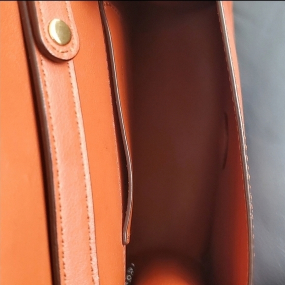 Donna Karan Orange Rust & Gold Crossbody Snap Closure Purse Shoulder Bag Casual - Picture 5 of 8